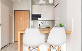 LuxApartmentWarszawa z bezpłatnym podziemnym parkingem